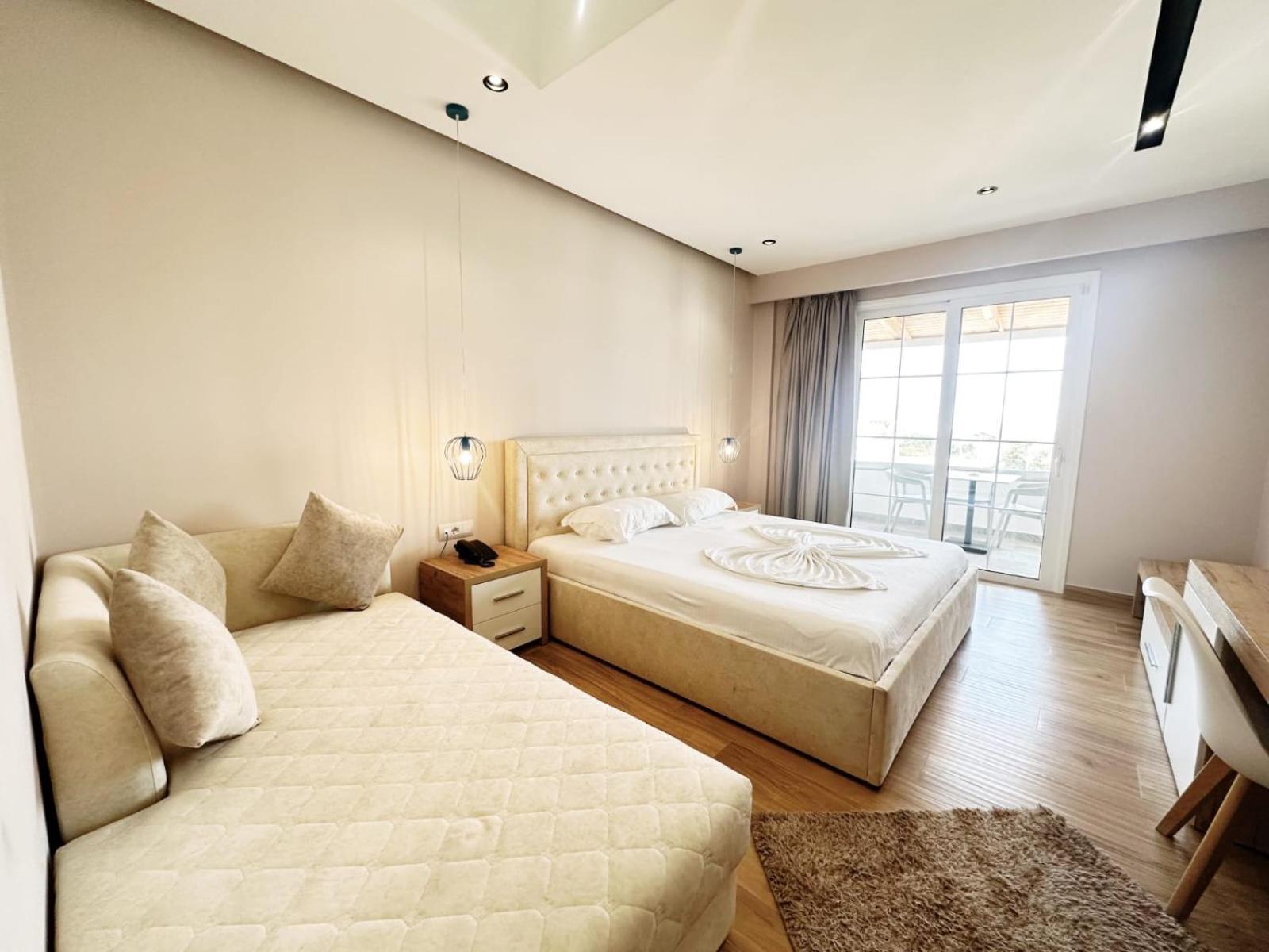 Hotel Ioni-An 사밀 외부 사진