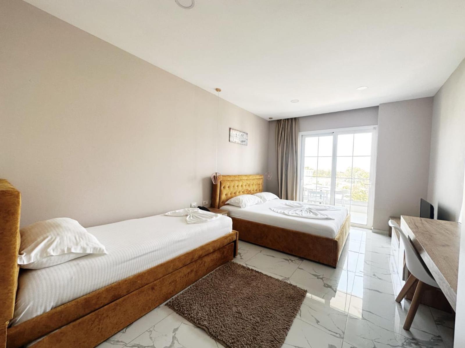 Hotel Ioni-An 사밀 외부 사진